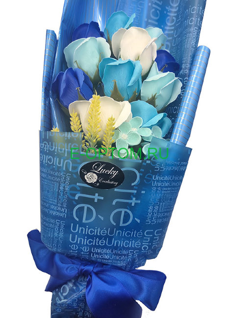Букет из искусственных цветов «Синие, голубые и белые розы»