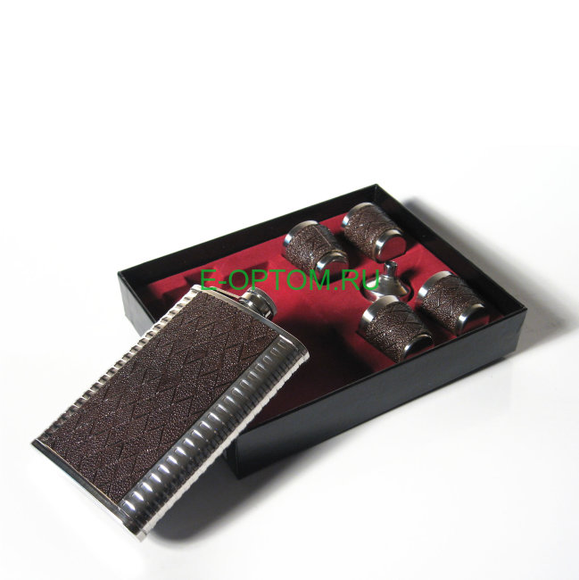 Подарочный набор с флягой и рюмками PSN-043 Подарочный набор с флягой и рюмками PSN-043