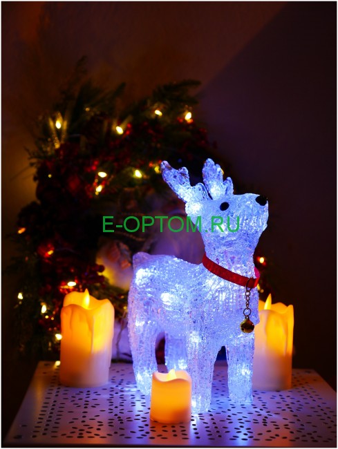 Декоративный светящийся новогодний олень Декоративный светящийся новогодний олень