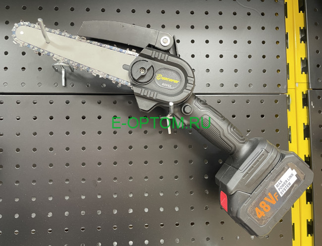 Аккумуляторная мини цепная пила A0052 Аккумуляторная мини цепная пила A0052